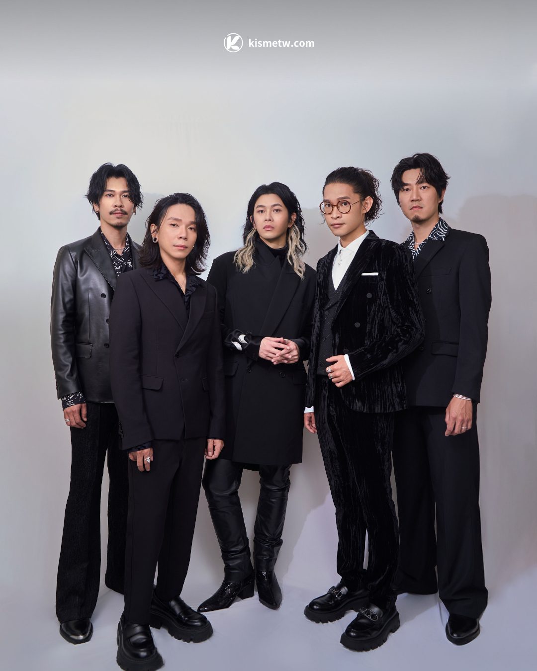 告五人攜楊乃文再燃搖滾能量　麋先生首登金曲舞台頒獎氣勢震撼全場 (2)